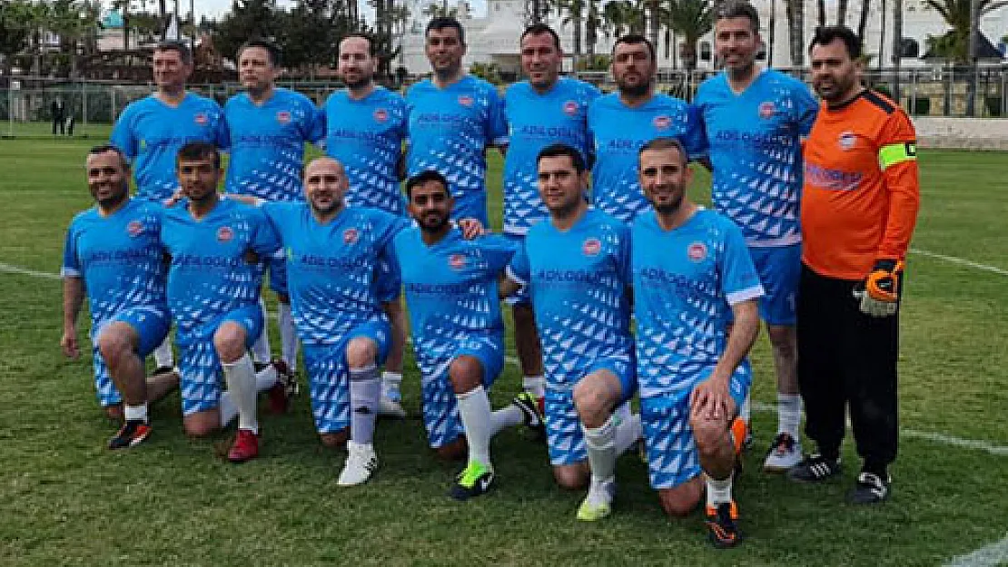 Afyonspor Masterleri Manavgat'tan şampiyon döndü