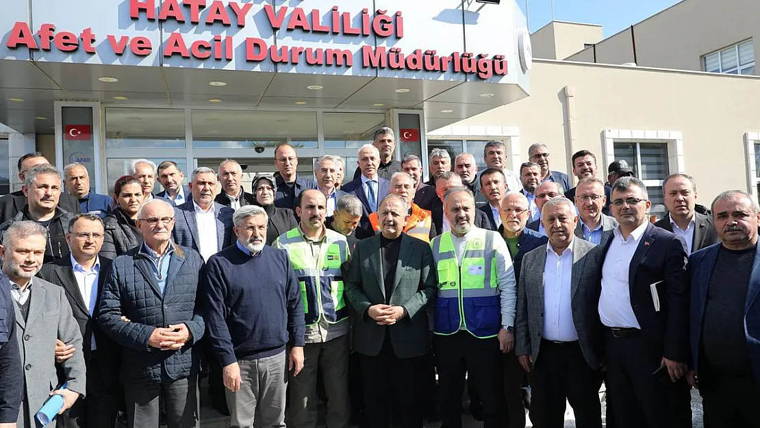 Afyon’un Belediye Başkanları afet bölgesinde