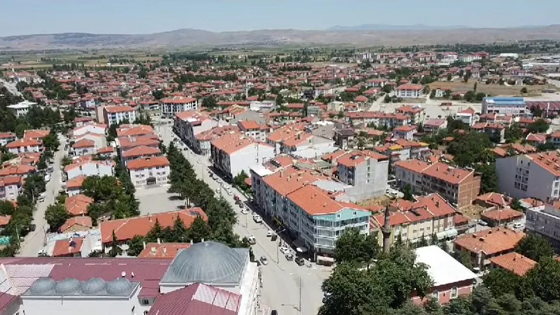 Afyon'un O İlçesi Sıcaktan Adeta Yanıp Kavruldu