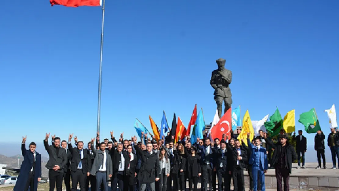 'Ahlât ile Kocatepe arasındaki çelik halat ülkücülerdir'