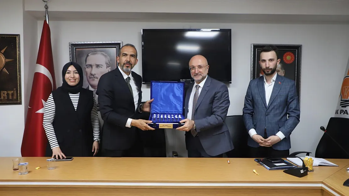 AK Parti'de Afyonkarahisar Mesaisi: Afyon'da Stratejik Toplantı!
