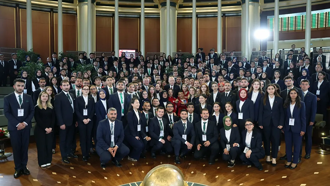 AKÜ Öğrencisinin Performansı Tam Not Aldı