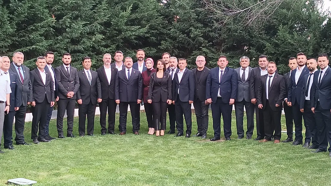 Anahtar Parti'den Afyon'da Çözüm Odaklı Siyaset Sözü