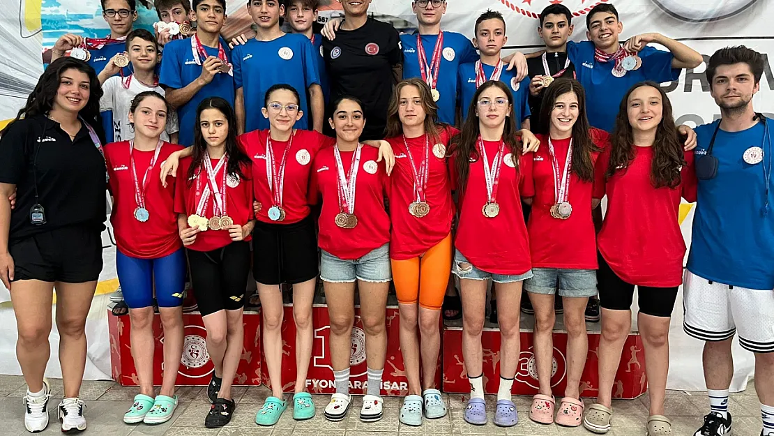 ANALİG Yüzme Müsabakalarında Eskişehirli Sporculardan Büyük Başarı
