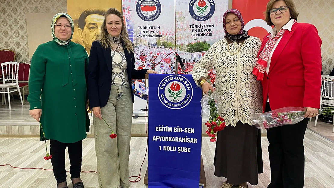 'Anneler Güldüğü Zaman Dünya Güler'