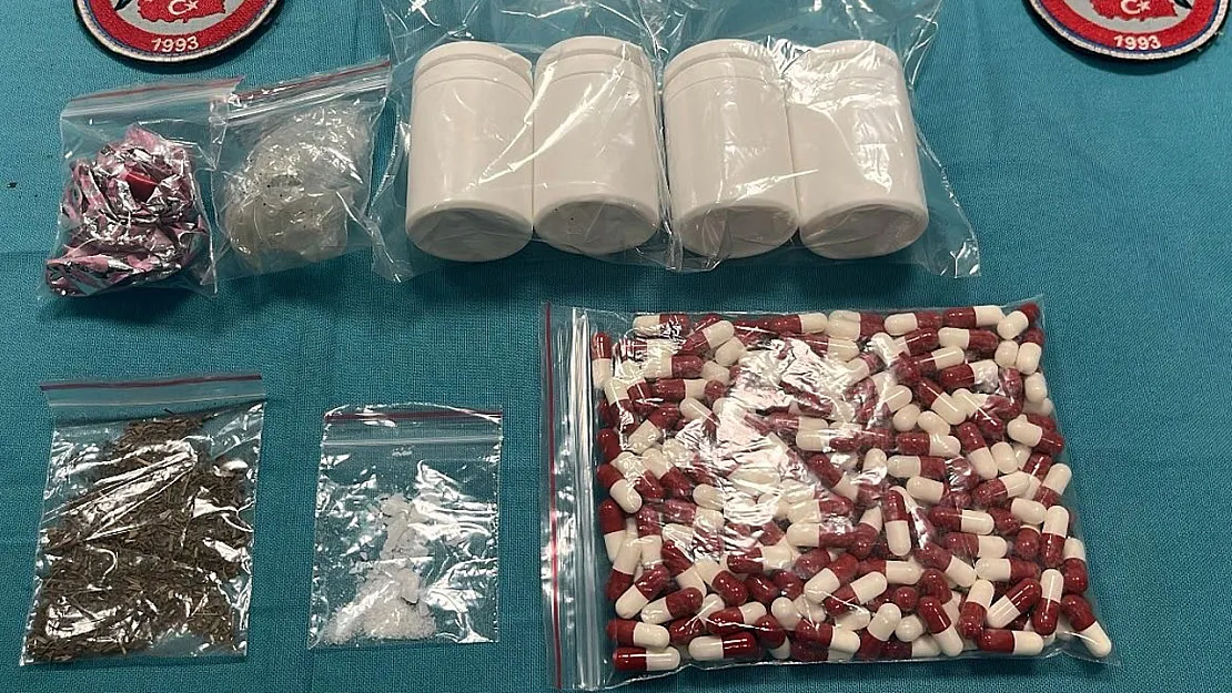 Aracında Uyuşturucu Ele Geçirilen Şahıs Tutuklandı