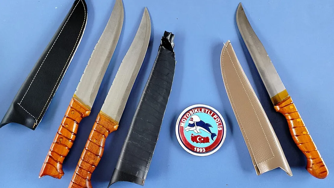 Aranan Hükümlüler Yakalandı, Suç Unsurları Ele Geçirildi