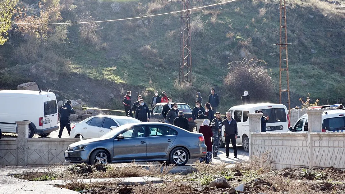 Ataköy’de silahlı sopalı kavga: 1 ölü, 7 yaralı