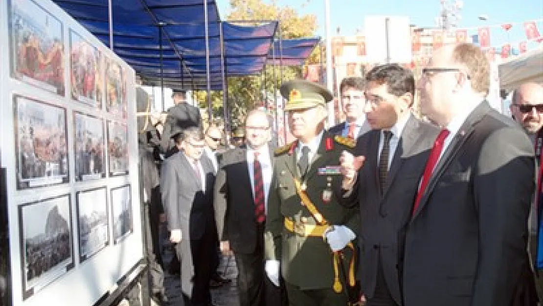 Ata'nın Afyonkarahisar ziyareti fotoları sergilendi