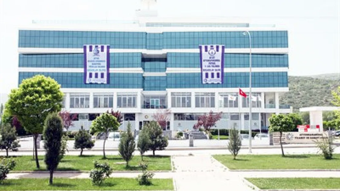 ATSO'dan takımlara destek – Kocatepe Gazetesi