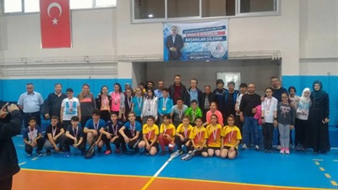 Badminton müsabakaları tamamlandı – Kocatepe Gazetesi