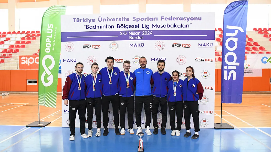 Badminton Takımı Süper Lige Yükseldi