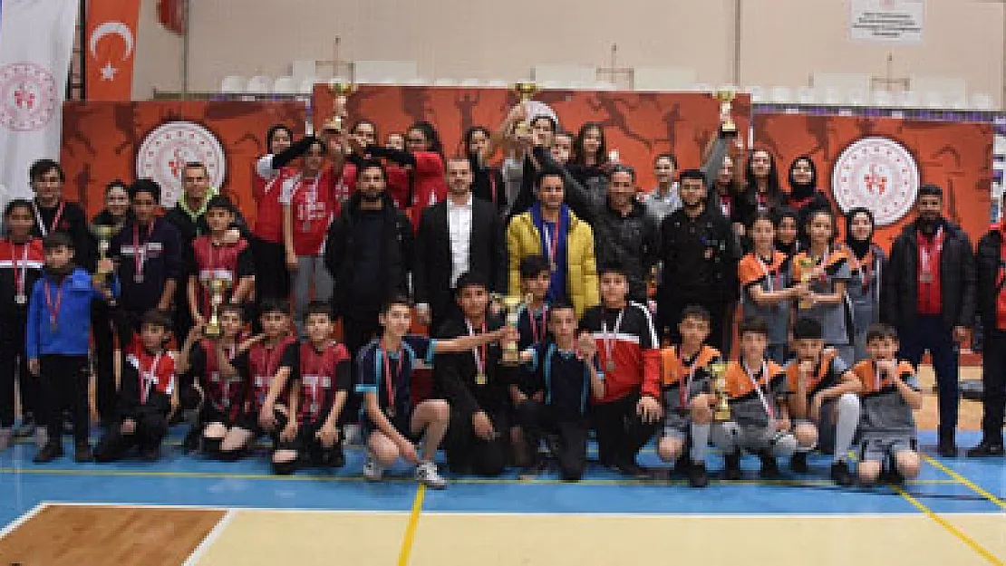 Badminton’un Yıldızları belli oldu