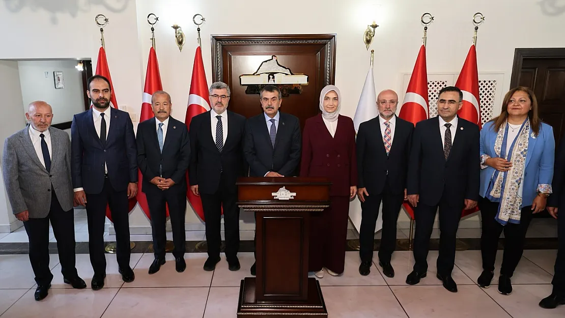 Bakan Tekin'den Vali Yiğitbaşı Ve Müdür Sünnetci'ye Teşekkür
