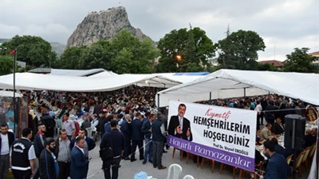 Bakan'la iftar buluşması – Kocatepe Gazetesi