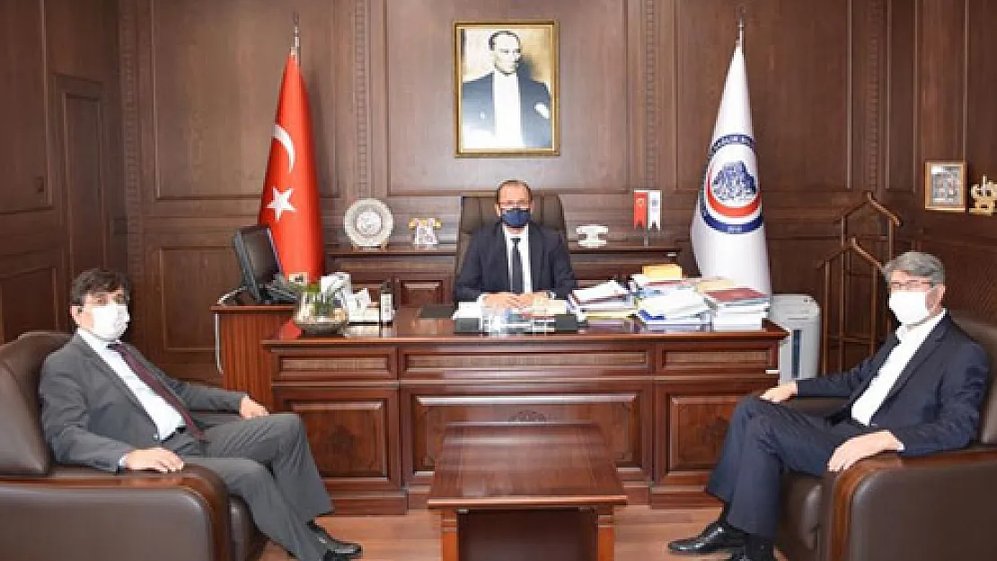 Bakanlık yöneticilerinden AFSÜ'ye ziyaret