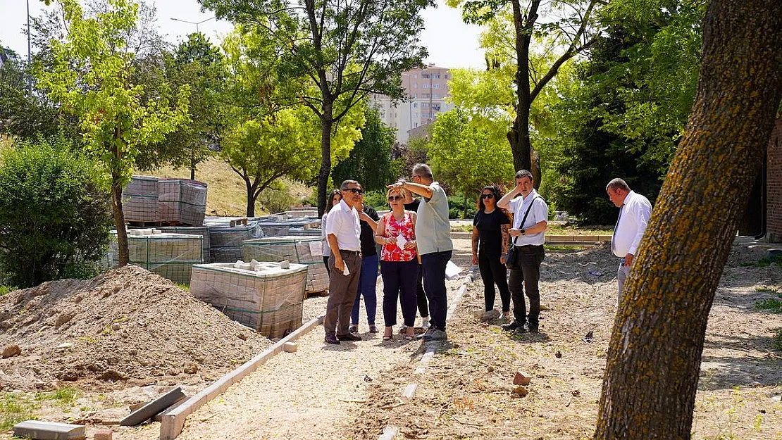 Başkan Ataç'tan park incelemesi