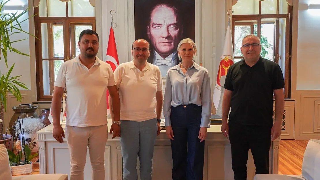 Başkan Subaşı, Burdur Heyetini Makamında Ağırladı