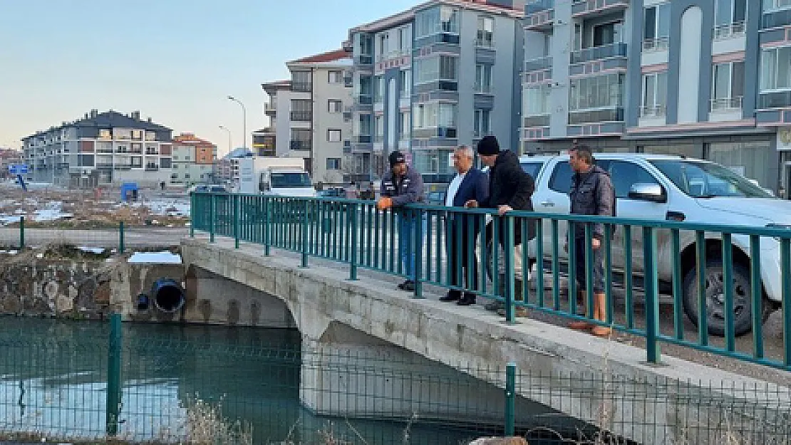 Başkan Zeybek  arıza ile  bizzat  ilgilendi