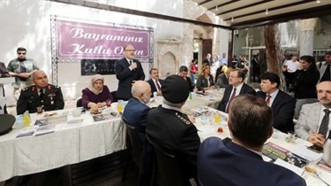 Bayramlaşmanın adresi Taş Medrese olacak