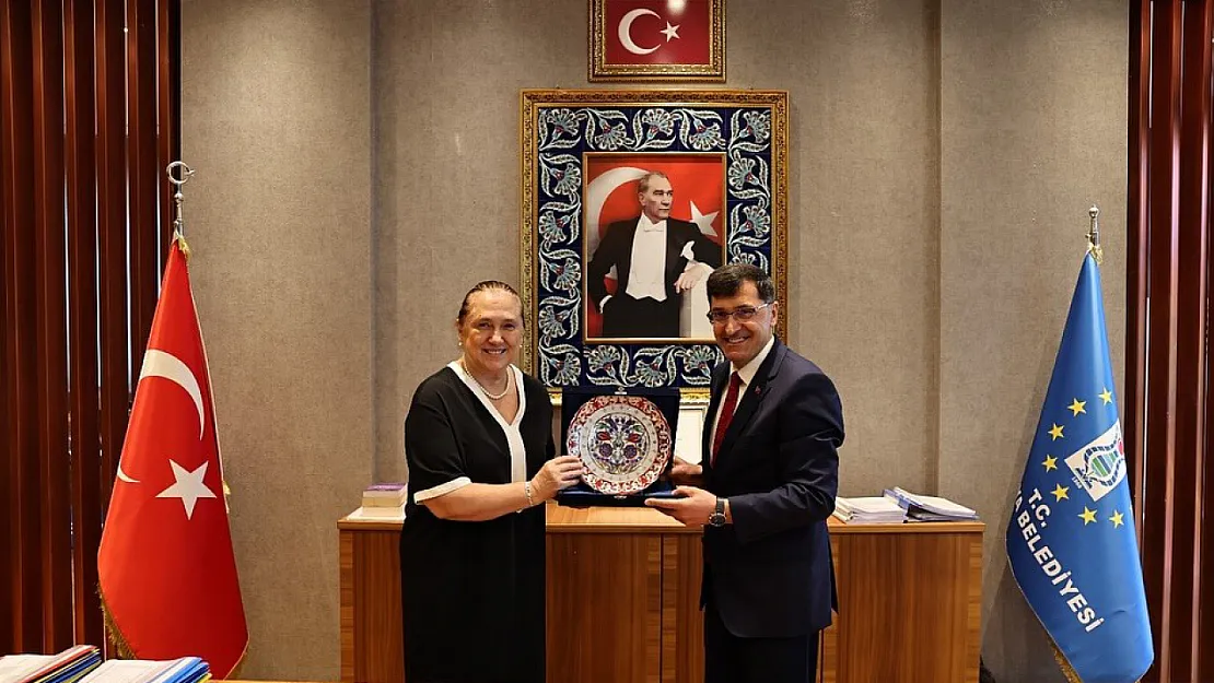 Belediye Başkanı Kahveci, Başkonsolos Novoberdaliu'yu Ağırladı