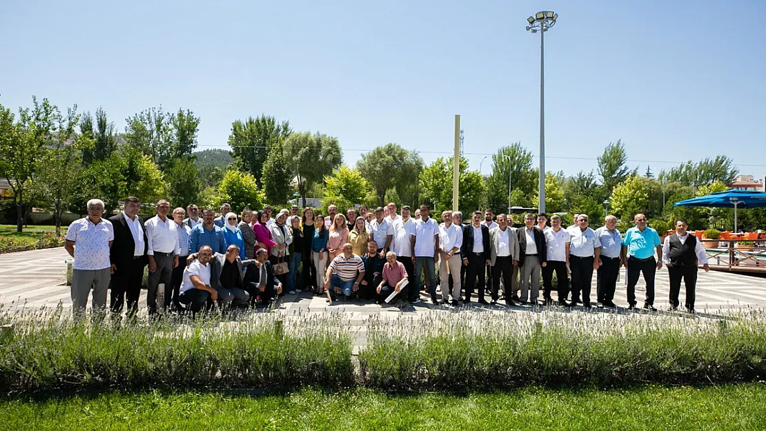 Belediye Başkanı Köksal, Muhtarlarla Toplantı Yaptı