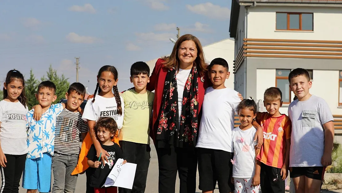 Belediye Başkanı Köksal, Yeşilyurt Mahallesi'ni Ziyaret Etti