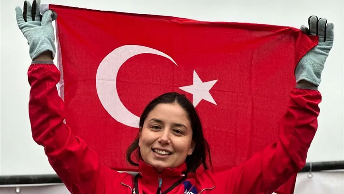 Bengisu Avcı, Amsterdam'da Altın Madalyalarla Döndü