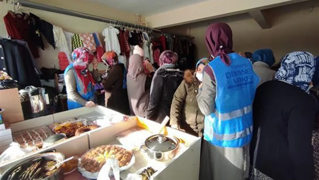 Beyyazı Beldesi'nde örnek kermes