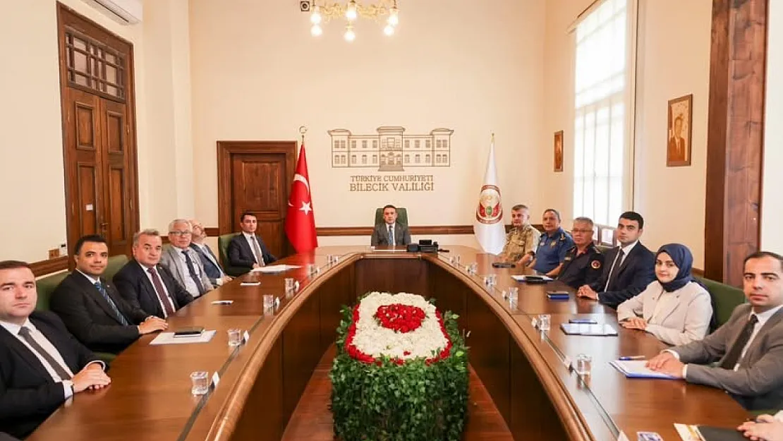 Bilecik'te İlçe Kaymakamlarıyla Asayiş Zirvesi