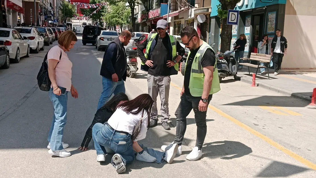 Bilecik'te Kontrolden Çıkan Motosiklet Devrildi