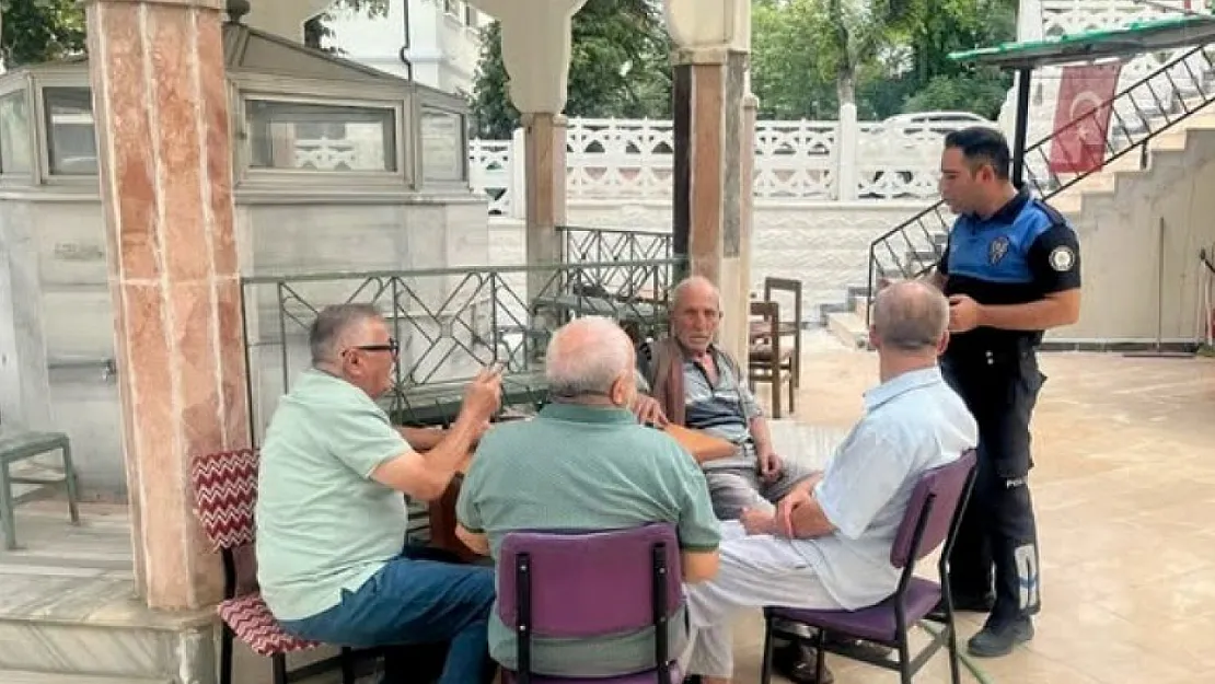 Bilecik'te Polis Ekiplerinden Dolandırıcılıkla Mücadeleye Yönelik Bilgilendirme Çalışması
