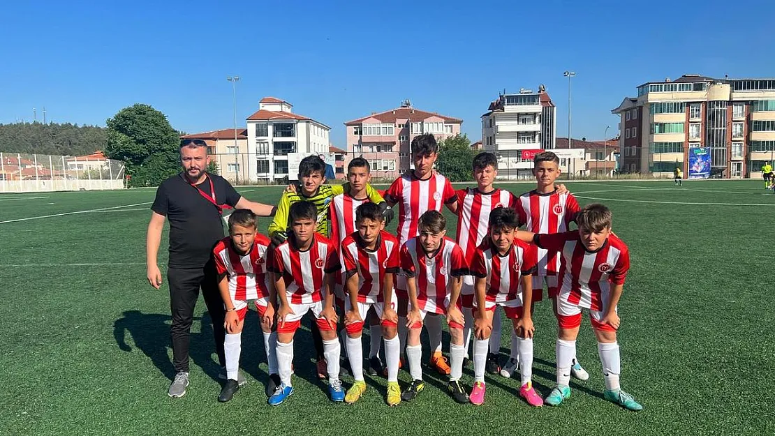 Bilecik U13 Gençler Ligi’nin şampiyonu 1299 Bilecik Kulübü oldu