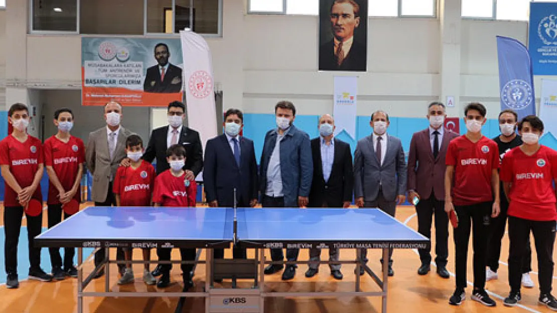 'Bir Gelecek'ten  Afyonlu sporculara destek