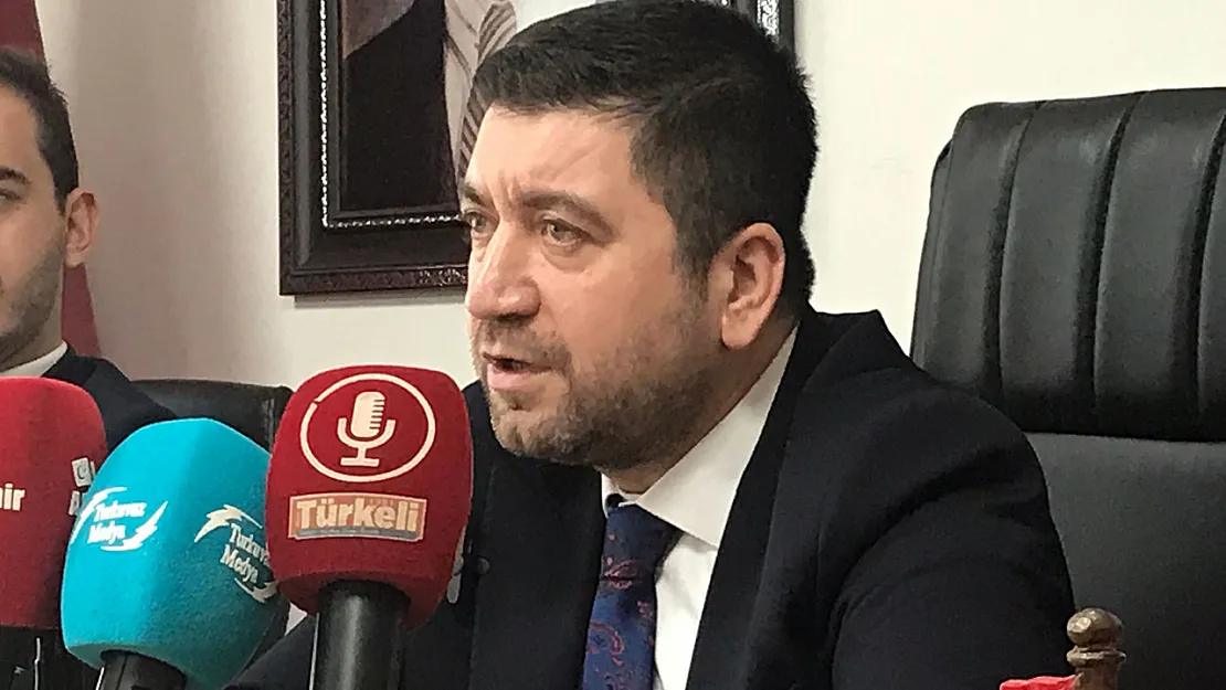 'Bir Yanda Alkol Ruhsatı, Bir Yanda Cuma Mesajı'