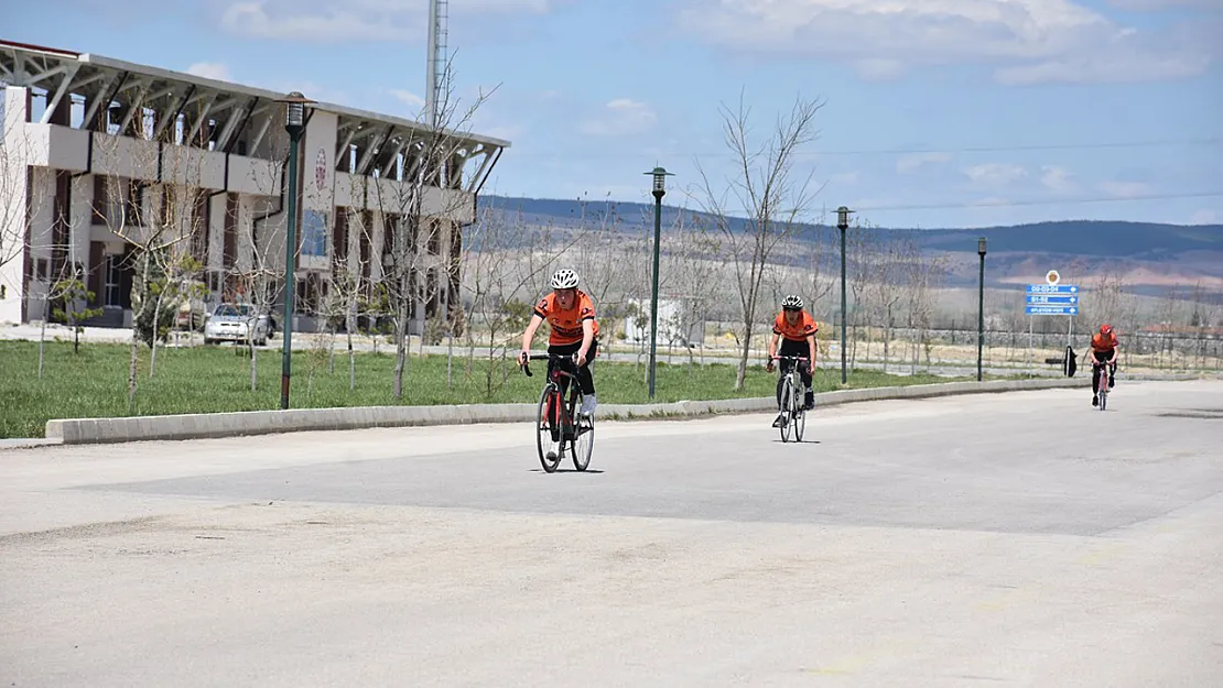 Bisiklet de okul sporlarında – Kocatepe Gazetesi