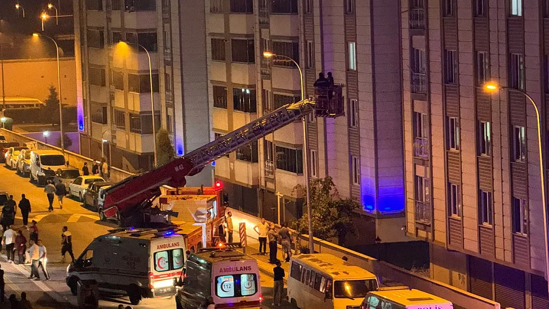 Bozüyük'te Maddi Hasarlı Ev Yangını