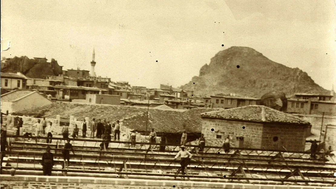 Bu Fotoğraf Afyon'da Nerede Çekilmiştir?