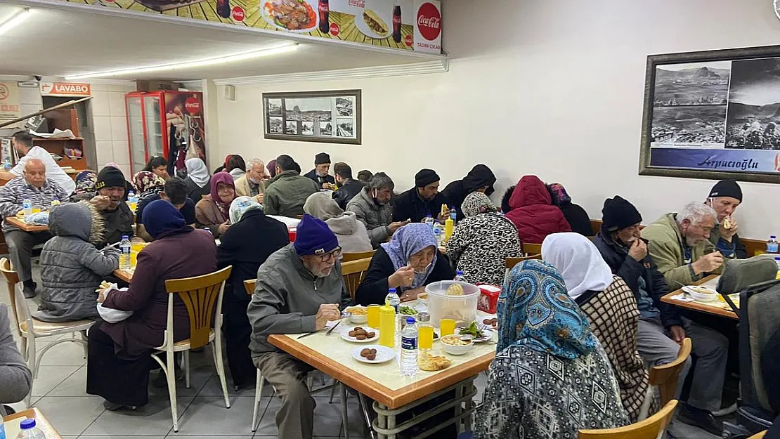 Bu lokantada 15 yıldır iftar yemekleri ücretsiz