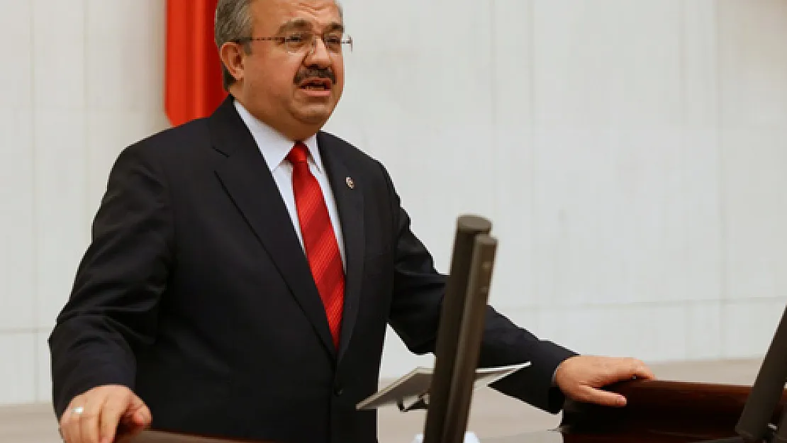 'Büyük Taarruz vatanın bağımsızlığını kazandırdı'