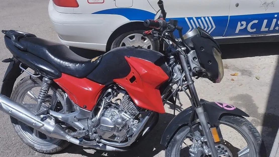 Çaldığı motosikletin rengini değiştiren hırsız yakalandı