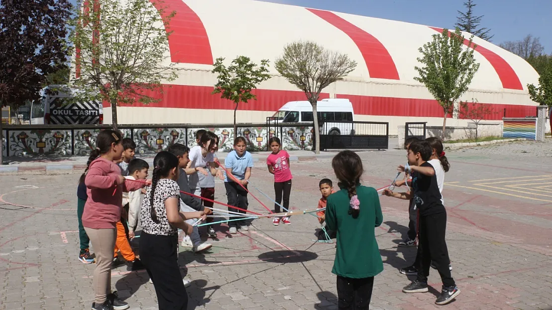 Çalışanlar ve Çocuklar Gün Boyu Eğlendi
