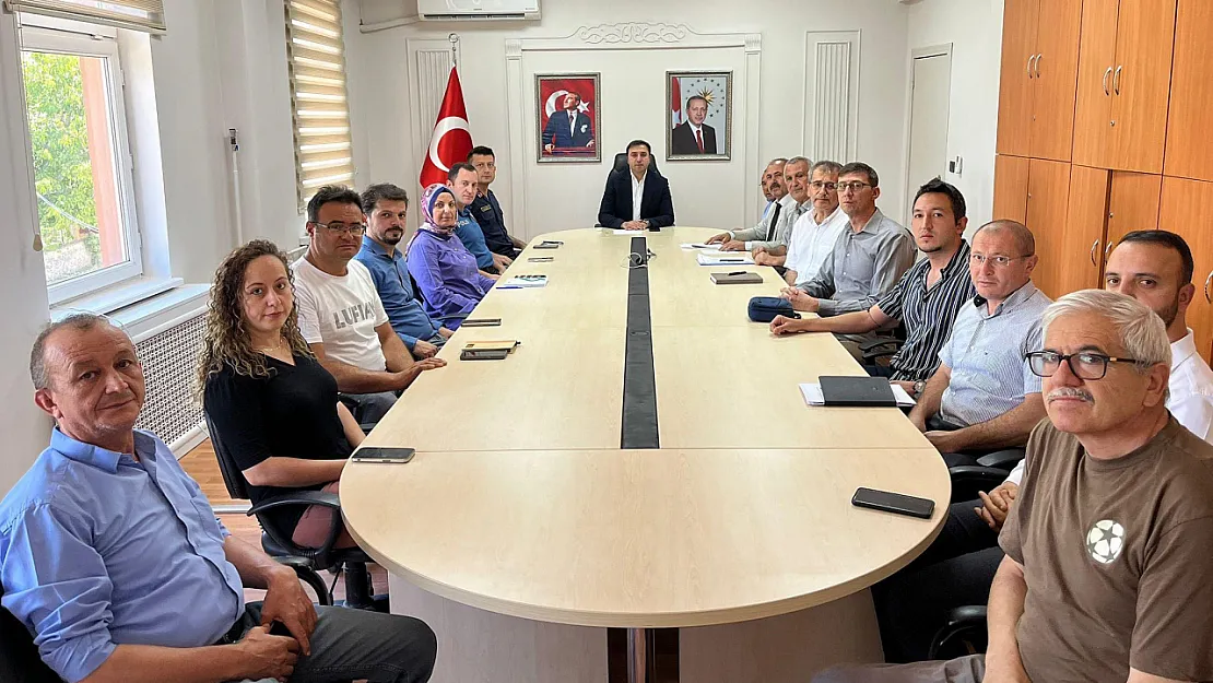 Çavdarhisar'da Halk Eğitimi Faaliyetleri Masaya Yatırıldı