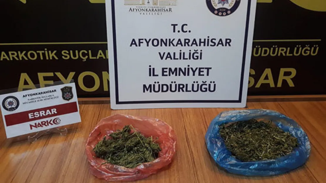 Çay kutusunun içinden uyuşturucu çıktı