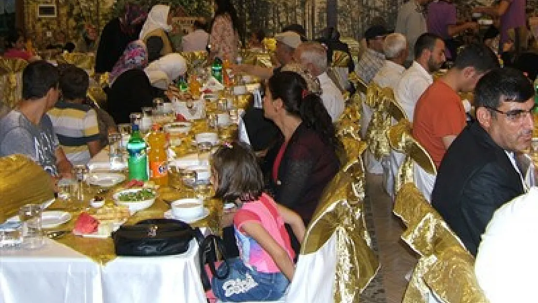 Çay'da şehit aileleri ve gazilerine iftar