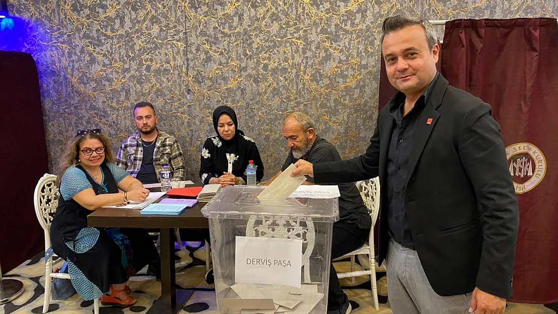 CHP'de Büyük Demokrasi Sınavı: 3 Aday Yarışacak Tarih Belli Oldu!