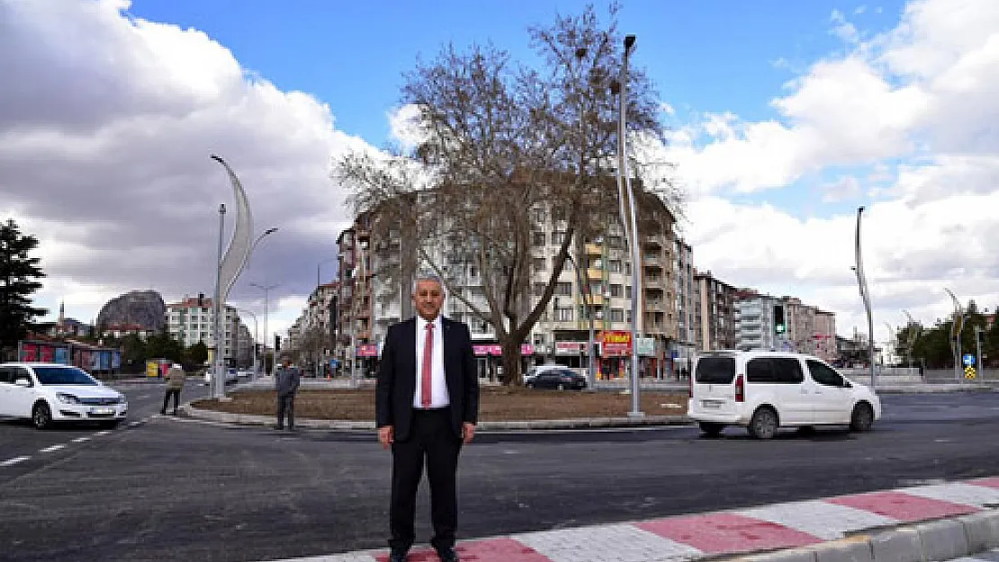 'Çınar  ağacını  korumak  için  planı  değiştirdik'