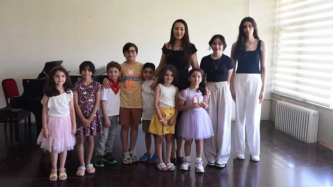 Çocuk Üniversitesi'nin Düzenlediği 'Piyano Ve Klasik Batı Müziği' Programı Tamamlandı