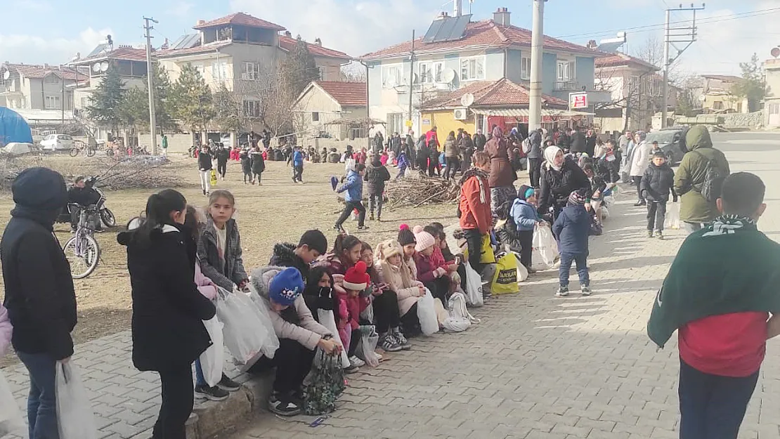 Çocukların Şeker Toplama Geleneği Yine Bozulmadı