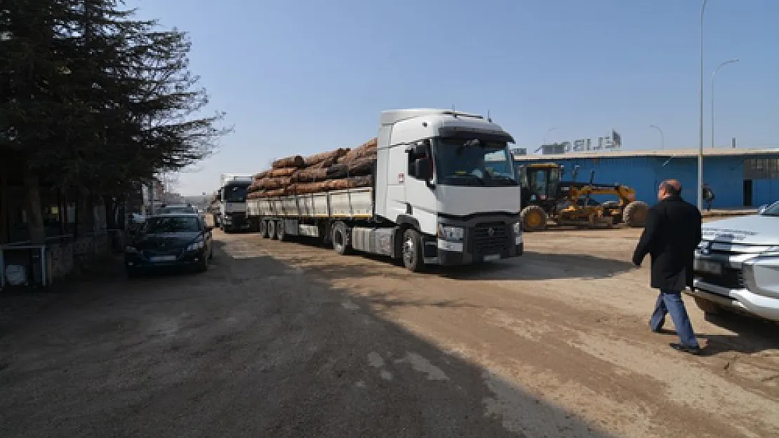 Çöl: Kantara girmeyen tırlar ilçemizden geçemeyecek